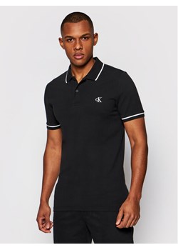 Calvin Klein Jeans Polo J30J315603 Czarny Slim Fit ze sklepu MODIVO w kategorii T-shirty męskie - zdjęcie 181120282