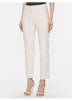 Weekend Max Mara Spodnie materiałowe Rana 2415131021 Écru Slim Fit ze sklepu MODIVO w kategorii Spodnie damskie - zdjęcie 181121004
