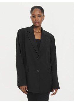 Calvin Klein Jeans Marynarka J20J223926 Czarny Relaxed Fit ze sklepu MODIVO w kategorii Marynarki damskie - zdjęcie 181123480