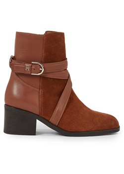 Tommy Hilfiger Botki Elevated Essential Midheel Boot FW0FW07515 Brązowy ze sklepu MODIVO w kategorii Botki - zdjęcie 181123980