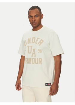 Under Armour T-Shirt Heavyweight Varsity 1390179 Beżowy Oversize ze sklepu MODIVO w kategorii T-shirty męskie - zdjęcie 181124422