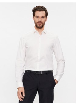 Calvin Klein Koszula Structure K10K112083 Biały Slim Fit ze sklepu MODIVO w kategorii Koszule męskie - zdjęcie 181124691