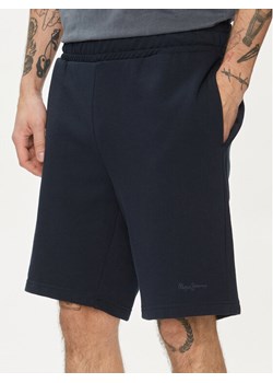 Pepe Jeans Szorty sportowe Joe PM211646 Granatowy Regular Fit ze sklepu MODIVO w kategorii Spodenki męskie - zdjęcie 181125973