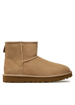 Ugg Śniegowce W Classic Mini II 1016222 Beżowy ze sklepu MODIVO w kategorii Śniegowce damskie - zdjęcie 181127300