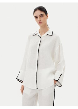 ICONA Koszula RP5LE003 Biały Relaxed Fit ze sklepu MODIVO w kategorii Koszule damskie - zdjęcie 181127452