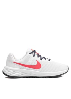 Nike Buty do biegania Revolution 6 Nn (Gs) DD1096 101 Biały ze sklepu MODIVO w kategorii Buty sportowe damskie - zdjęcie 181128033
