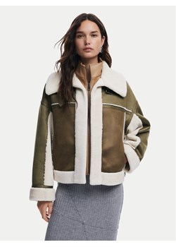 Desigual Kożuch Chaq 24WWEWB7 Khaki Regular Fit ze sklepu MODIVO w kategorii Kożuchy - zdjęcie 181128252
