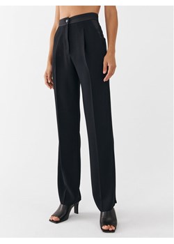 Marella Spodnie materiałowe Natif 2331360733 Czarny Relaxed Fit ze sklepu MODIVO w kategorii Spodnie damskie - zdjęcie 181129230