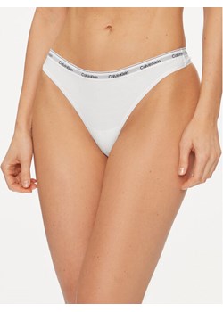Calvin Klein Underwear Stringi 000QD5043E Biały ze sklepu MODIVO w kategorii Majtki damskie - zdjęcie 181129341