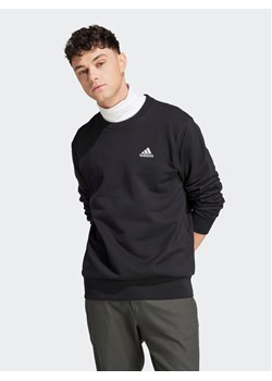 adidas Bluza Essentials French Terry Embroidered Small Logo Sweatshirt IC9329 Czarny Regular Fit ze sklepu MODIVO w kategorii Bluzy męskie - zdjęcie 181129843