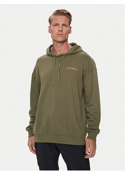 adidas Bluza Terrex Logo IN4716 Zielony Regular Fit ze sklepu MODIVO w kategorii Bluzy męskie - zdjęcie 181130753