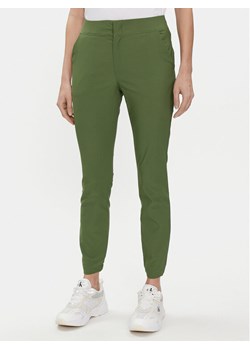 Columbia Spodnie outdoor Firwood Camp™ II 1885343 Zielony Regular Fit ze sklepu MODIVO w kategorii Spodnie damskie - zdjęcie 181131082