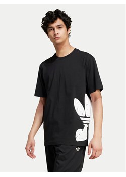 adidas T-Shirt Supply Street IZ2579 Czarny Regular Fit ze sklepu MODIVO w kategorii T-shirty męskie - zdjęcie 181131124