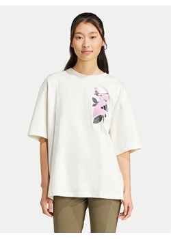 adidas T-Shirt Lens Elevated Graphic JN6574 Biały Oversize - id: 0000304730115 - marki adidas - 181131610 adidas T-Shirt Lens Elevated Graphic JN6574 Biały Oversize ze sklepu MODIVO w kategorii Bluzki damskie - zdjęcie 181131610