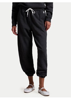 Polo Ralph Lauren Spodnie dresowe 211943009015 Szary Regular Fit ze sklepu MODIVO w kategorii Spodnie damskie - zdjęcie 181134560