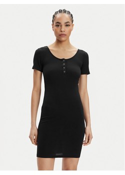 Pieces Sukienka codzienna Kitte 17146324 Czarny Slim Fit ze sklepu MODIVO w kategorii Sukienki - zdjęcie 181134614