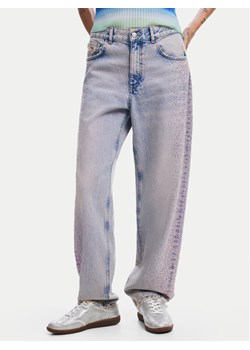 Desigual Jeansy Cara 24WWDD92 Niebieski Straight Fit ze sklepu MODIVO w kategorii Jeansy damskie - zdjęcie 181135020