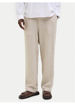 Jack&Jones Chinosy Karl Mykonos 12269371 Beżowy Loose Fit ze sklepu MODIVO w kategorii Spodnie męskie - zdjęcie 181135560