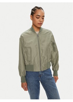 Marc O'Polo Kurtka bomber 406 1270 70225 Zielony Relaxed Fit ze sklepu MODIVO w kategorii Kurtki damskie - zdjęcie 181136511