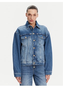 Just Cavalli Kurtka jeansowa 78PAS4O3 Niebieski Regular Fit ze sklepu MODIVO w kategorii Kurtki damskie - zdjęcie 181138944