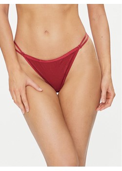Hunkemöller Stringi Ivana Hl String Tr 203612 Czerwony ze sklepu MODIVO w kategorii Majtki damskie - zdjęcie 181139471