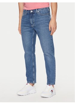 Tommy Jeans Jeansy DM0DM20512 Niebieski Tapered Fit ze sklepu MODIVO w kategorii Jeansy męskie - zdjęcie 181140154