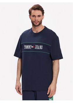 Tommy Jeans T-Shirt Skate Archive DM0DM16309 Granatowy Relaxed Fit ze sklepu MODIVO w kategorii T-shirty męskie - zdjęcie 181140211