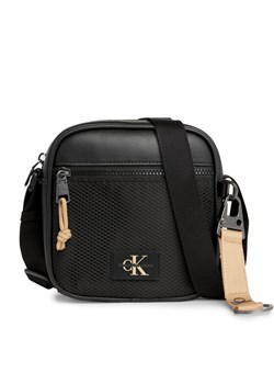Calvin Klein Jeans Saszetka Tagged Square Camera Bag18 K50K511779 Czarny ze sklepu MODIVO w kategorii Torby męskie - zdjęcie 181140411