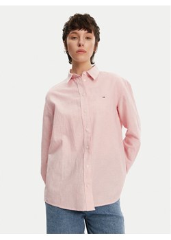 Tommy Jeans Koszula DW0DW20292 Różowy Relaxed Fit ze sklepu MODIVO w kategorii Koszule damskie - zdjęcie 181140971