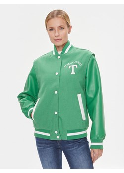 Tommy Jeans Kurtka bomber Letterman DW0DW15958 Zielony Regular Fit ze sklepu MODIVO w kategorii Kurtki damskie - zdjęcie 181141000