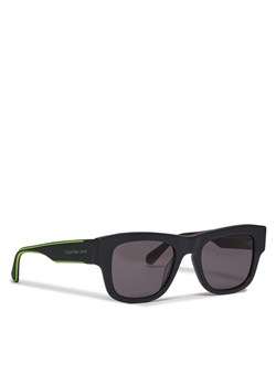 Calvin Klein Jeans Okulary przeciwsłoneczne CKJ22637S Czarny ze sklepu MODIVO w kategorii Okulary przeciwsłoneczne męskie - zdjęcie 181142452