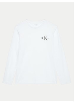 Calvin Klein Jeans Bluzka IU0IU00677 Biały Regular Fit ze sklepu MODIVO w kategorii Bluzki dziewczęce - zdjęcie 181142683