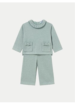 Mayoral Komplet sweter i spodnie materiałowe 2550 Zielony Regular Fit ze sklepu MODIVO w kategorii Komplety niemowlęce - zdjęcie 181142803