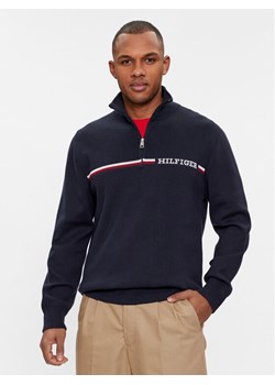 Tommy Hilfiger Sweter Global Stripe MW0MW33508 Granatowy Regular Fit ze sklepu MODIVO w kategorii Swetry męskie - zdjęcie 181143730