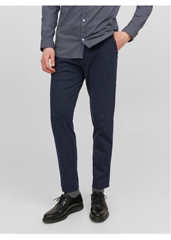 Jack&Jones Chinosy Marco 12237523 Granatowy Slim Fit ze sklepu MODIVO w kategorii Spodnie męskie - zdjęcie 181144454