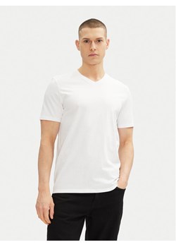Calvin Klein Jeans T-Shirt LV040HM298 Biały Regular Fit ze sklepu MODIVO w kategorii T-shirty męskie - zdjęcie 181145323