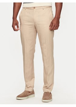JOOP! Chinosy Hank 30042199 Beżowy Slim Fit ze sklepu MODIVO w kategorii Spodnie męskie - zdjęcie 181145763