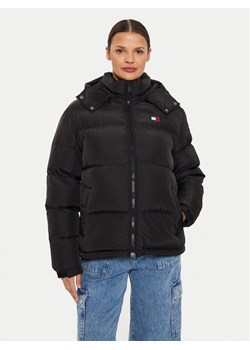 Tommy Jeans Kurtka puchowa Alaska DW0DW18610 Czarny Regular Fit ze sklepu MODIVO w kategorii Kurtki damskie - zdjęcie 181145803