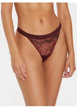 Chantelle X Stringi Xtravagant C06GG5 Bordowy ze sklepu MODIVO w kategorii Majtki damskie - zdjęcie 181146763