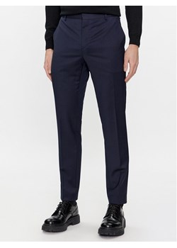 Calvin Klein Chinosy K10K112292 Granatowy Slim Fit ze sklepu MODIVO w kategorii Spodnie męskie - zdjęcie 181147351