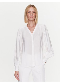 Bruuns Bazaar Bluzka Harriet BBW3323 Biały Regular Fit - id: 0000301667179 - marki Bruuns Bazaar - 181148740 Bruuns Bazaar Bluzka Harriet BBW3323 Biały Regular Fit ze sklepu MODIVO w kategorii Bluzki damskie - zdjęcie 181148740