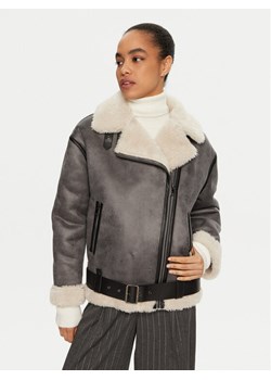 Liu Jo Kożuch WF4245 E0935 Szary Regular Fit ze sklepu MODIVO w kategorii Kożuchy - zdjęcie 181148972