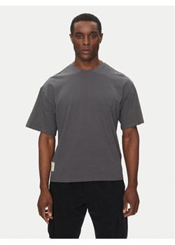 Alpha Industries T-Shirt Studio Edition 156550 Szary Relaxed Fit ze sklepu MODIVO w kategorii T-shirty męskie - zdjęcie 181149552