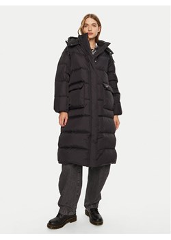 Levi's® Kurtka puchowa Western Bubble A8529-0000 Czarny Regular Fit ze sklepu MODIVO w kategorii Kurtki damskie - zdjęcie 181149684