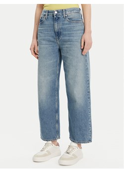 Calvin Klein Jeans Jeansy J20J225604 Niebieski Straight Fit ze sklepu MODIVO w kategorii Jeansy damskie - zdjęcie 181151121