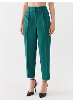 Bruuns Bazaar Spodnie materiałowe Cindy BBW2393 Zielony Loose Fit ze sklepu MODIVO w kategorii Spodnie damskie - zdjęcie 181151302