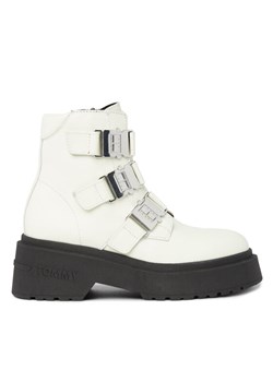 Tommy Jeans Botki Tjw Chunky Boot Hardware EN0EN02443 Écru ze sklepu MODIVO w kategorii Botki - zdjęcie 181151503