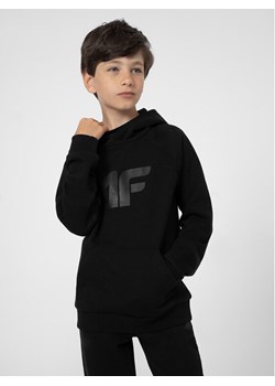 4F Bluza 4FJSS23TSWSM220 Czarny Regular Fit ze sklepu MODIVO w kategorii Bluzy chłopięce - zdjęcie 181152482