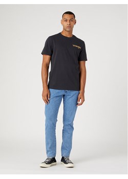 Wrangler T-Shirt Graphic W751EEXV6 112331889 Czarny Regular Fit ze sklepu MODIVO w kategorii T-shirty męskie - zdjęcie 181153230
