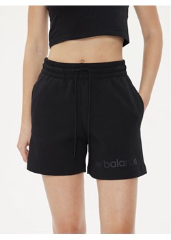 New Balance Szorty sportowe Hyperembossed WS41550 Czarny Regular Fit ze sklepu MODIVO w kategorii Szorty - zdjęcie 181158144